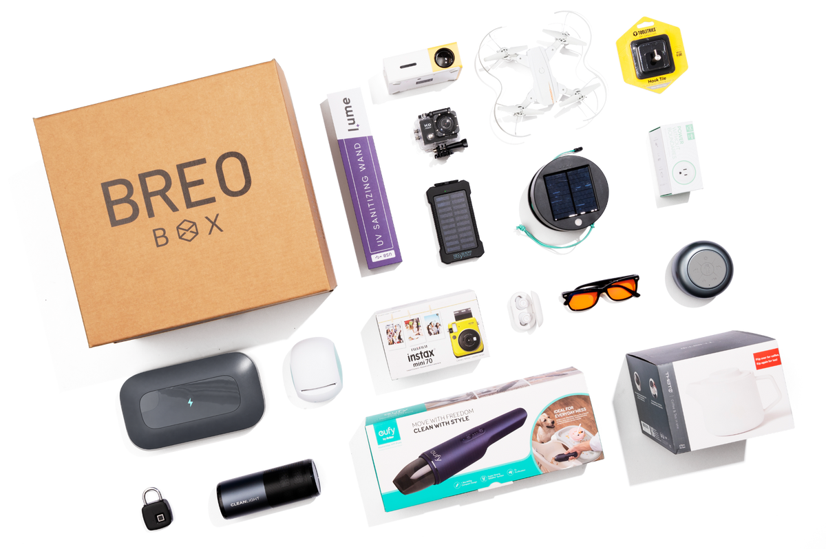 One BREO BOX box surrounded by products from past boxes
