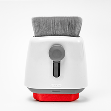 Load image into Gallery viewer, OXO Sweep &amp; Swipe Laptop Cleaner
